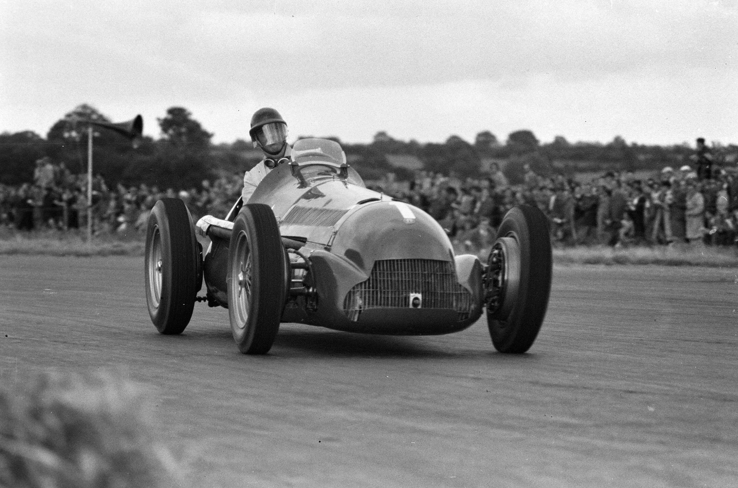 best-f1-cars-of-the-1950s-1-alfa-romeo-158-alfetta-giuseppe-farina-silverstone-1950-mi-goodwood-30042021